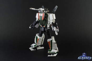 [Masterpiece] MP-20 Wheeljack/Invento ― MP-23 Exhaust (Diaclone) - Page 6 Orh6P5VM