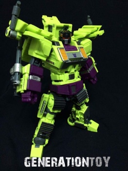 [Combiners Tiers] GENERATION-TOY GRAVITY BUILDER aka DEVASTATOR - Sortie 2015-2016 - Page 9 TLGNl3uc