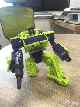 [Toyworld] Produit Tiers - Jouet TW-C Constructor aka Devastator/Dévastateur (Version vert G1 et jaune G2) - Page 2 TRd9yGpe