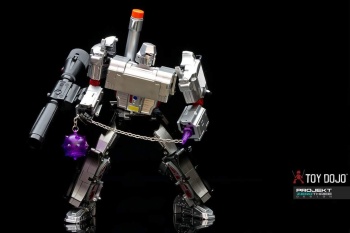 [Masterpiece Tiers] X-TRANSBOTS MX-1 APOLLYON aka MEGATRON - Sortie Mai 2015 - Page 2 UBEGfv6G