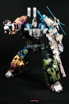 [Combiners Tiers] WARBOTRON WB-01 aka BRUTICUS - 2014-2015 - Page 2 Vb2bpsRw