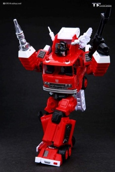 [Maketoys] Produit Tiers - MTRM-03 Hellfire (aka Inferno) et MTRM-05 Wrestle (aka Grapple/Grappin) - Page 4 WQRLkFPp