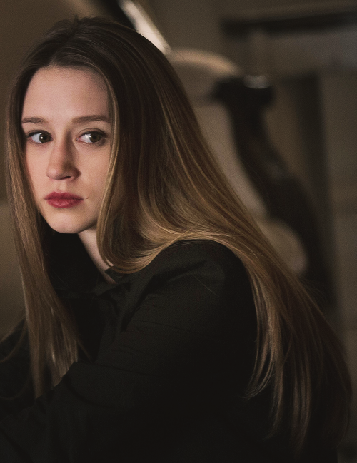 ;taissa perfect farmiga♡ - Página 2 Tumblr_mzz9ky23Ba1styifro1_500