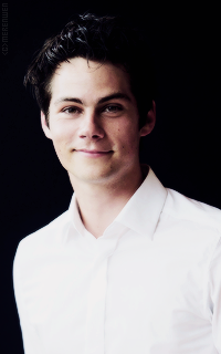 Dylan O'Brien  Tumblr_nl7laaH6HW1s2y5bao5_250