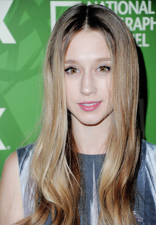 ;taissa perfect farmiga♡ - Página 2 Tumblr_nsqpz0MH2D1styifro1_500