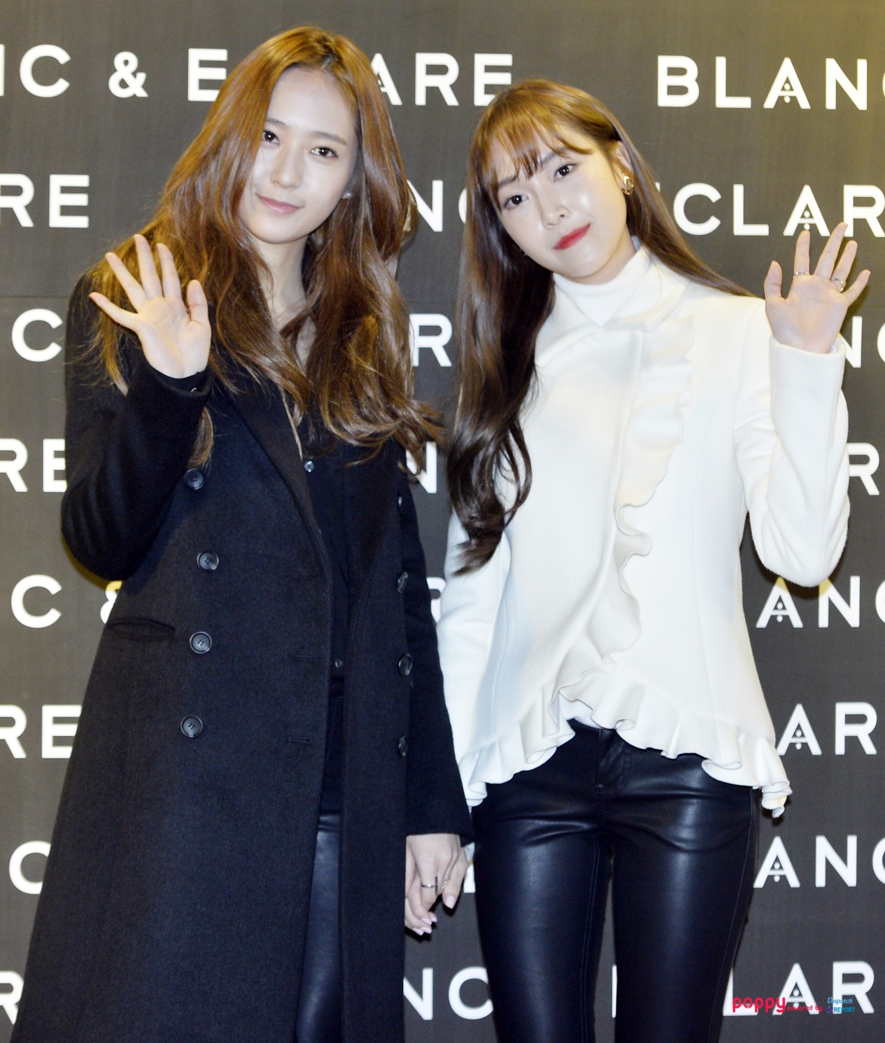 [PIC][02-11-2015]Jessica tham dự buổi Fansign và ra mắt cửa hàng cho "BLANC & ECLARE X KOON" vào chiều nay Tumblr_nxbubx08GY1tuu6bfo4_1280