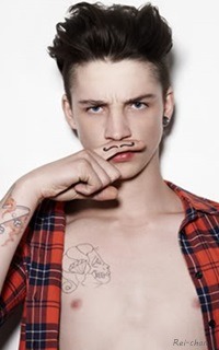 Ash Stymest Tumblr_n2tazv9Jej1t0gufro1_250