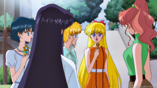 Differences between Usagi's and Minako's blonde hair Tumblr_nh8zmgEfJr1r89q2no4_500