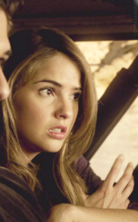 Shelley Hennig Tumblr_noxhza2BDH1s2y5bao5_250