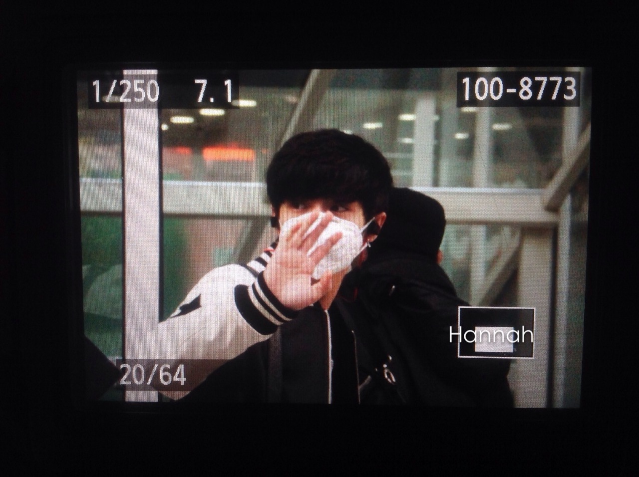 [PREVIEW] 141228 Beijing South Railway Station [45P] Tumblr_nh9xu7lVm21ralgblo3_1280