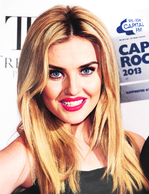 ;perrie edwards♡ - Página 10 Tumblr_mx1u4979vr1sfadjxo1_500