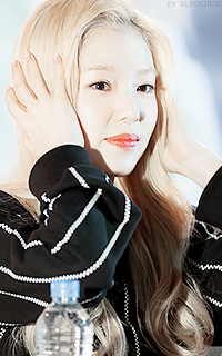 rose - Bae Joo Hyun (Irene - Red Velvet) Tumblr_nmnbjj6sVx1s1mmh4o3_250