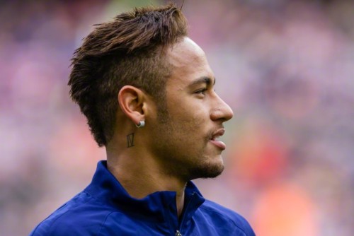 Neymar Jr. - Page 32 Tumblr_nk518x3zMB1r3ut4bo2_500