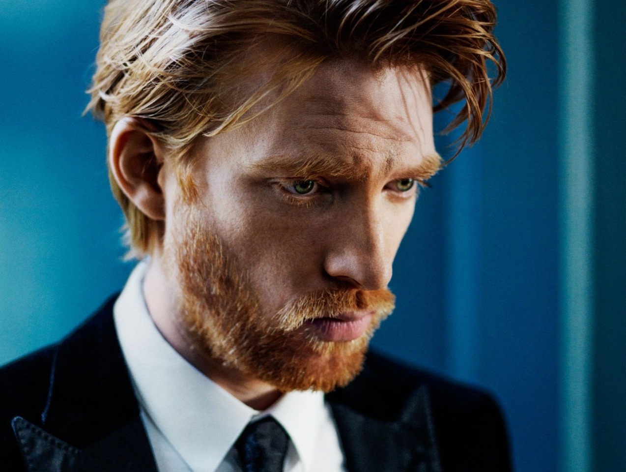 Goodbye Christopher Robin, un biopic sur AA Milne (avec Domhnall Gleeson) Tumblr_o5kwyytTQ71tcxkqzo1_r1_1280