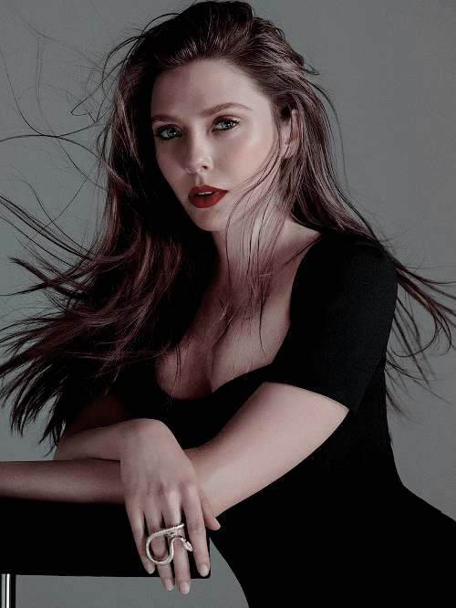 ;lizzie olsen♡ Tumblr_nt89ncYAqq1sx6ojdo1_500