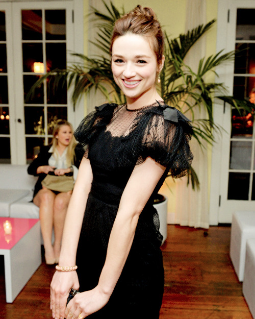 —Crystal Reed❀.  - Página 7 Tumblr_neffo37MXs1twc1pto1_500