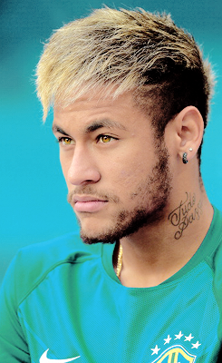 Neymar Jr. - Page 13 Tumblr_n8mr429LxV1tf3f97o2_250