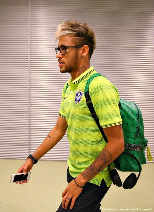 Neymar Jr. - Page 13 Tumblr_n8dh70RHuT1r7ymz1o1_500