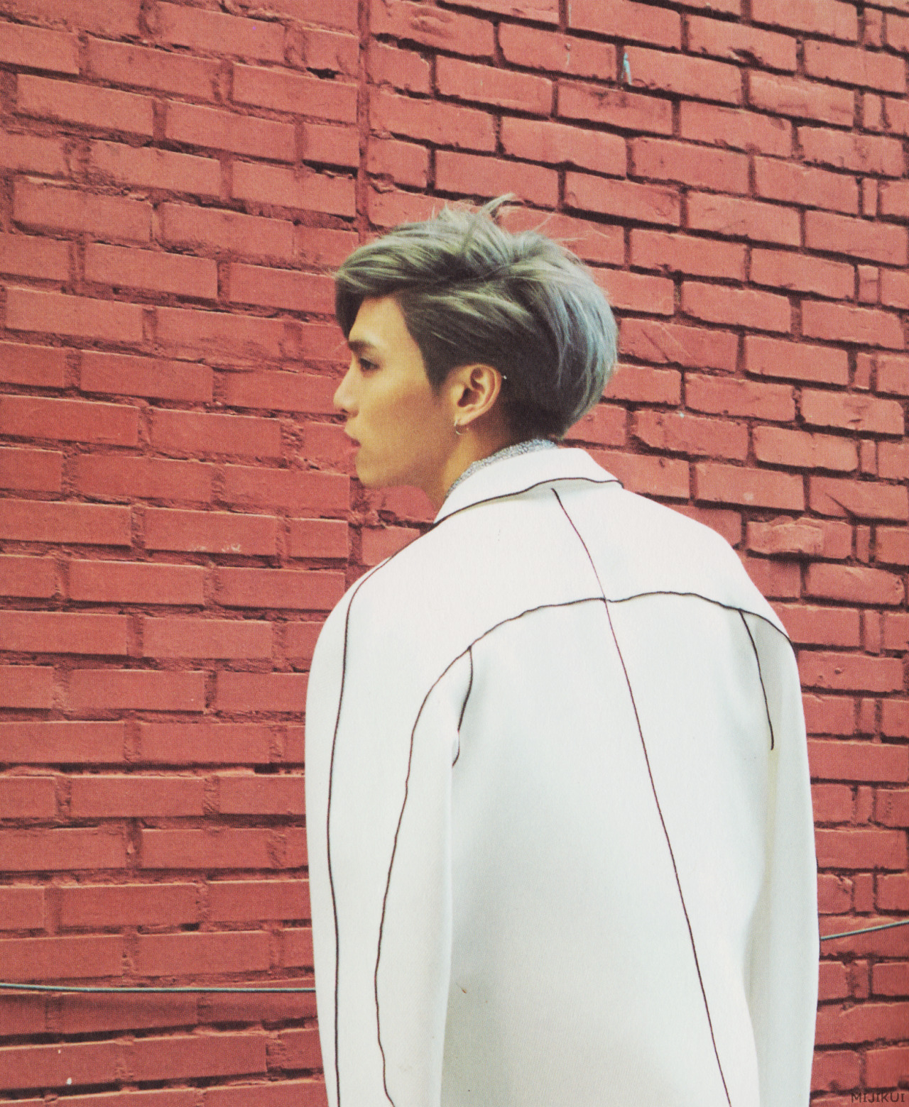 [LQ/SCANS]  Jonghyun @ 'BASE' The First Mini Album Tumblr_nj0r2vLfEP1rc63cko3_1280