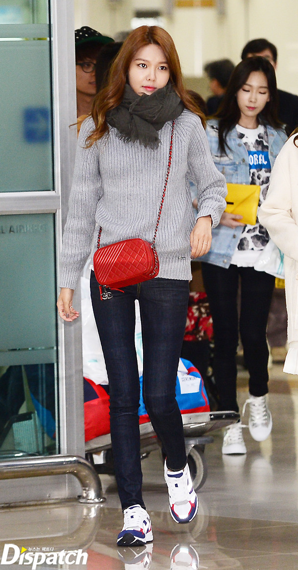 [PIC][07-03-2015]TaeYeon - Tiffany - SooYoung và YoonA trở về Hàn Quốc vào trưa nay Tumblr_nkud8dZll31sewbc1o2_r1_1280