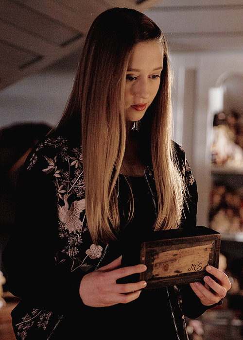 ;taissa perfect farmiga♡ - Página 4 Tumblr_no3cg3hct81tj34s4o1_500