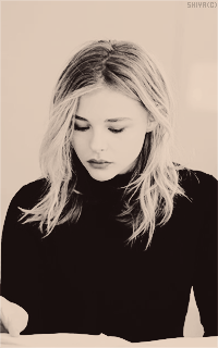 Savannah ( Chloe Moretz ) Tumblr_nhvk7myd651rxdqlwo8_250