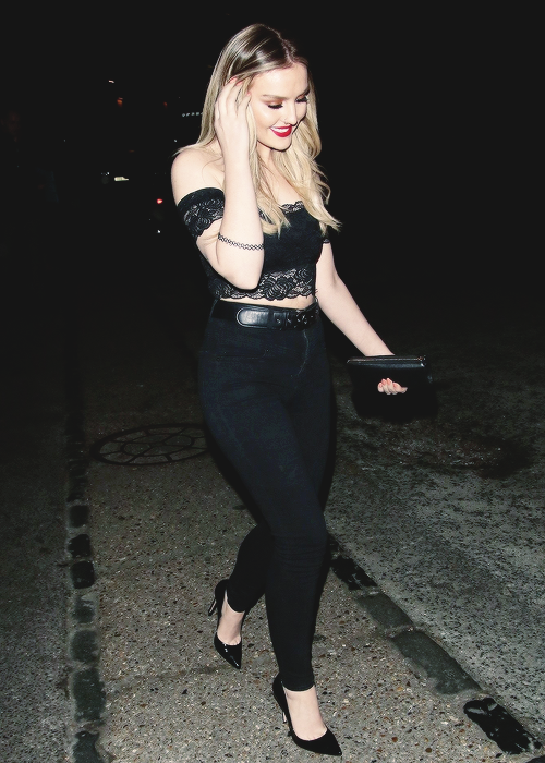 ;perrie edwards♡ - Página 3 Tumblr_nklbp9JlIZ1sfadjxo1_500