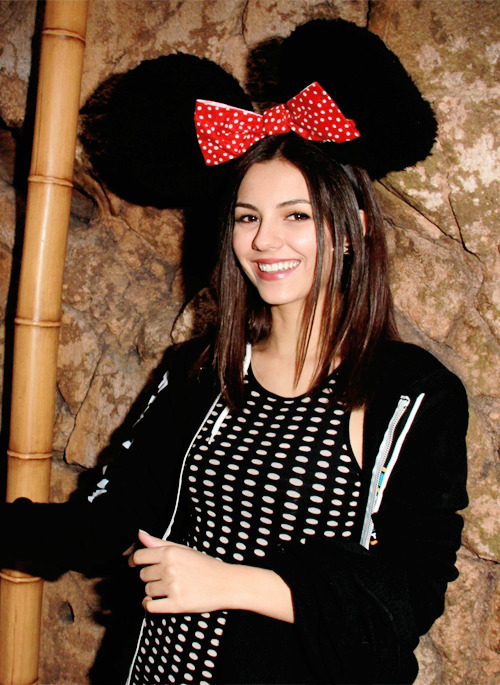 ;victoria justice.♡ - Página 4 Tumblr_nkpp8ercBB1rids08o1_500