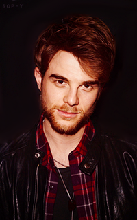 Nathaniel Buzolic  Tumblr_n90pzuS2Jw1redzfao7_r1_250