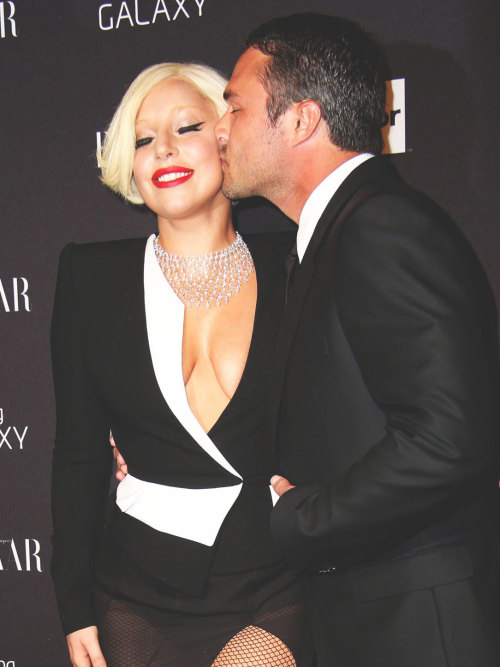 Lady Gaga and Taylor Kinney. - Page 2 Tumblr_ndeg4tOqcU1rz7rr7o1_500