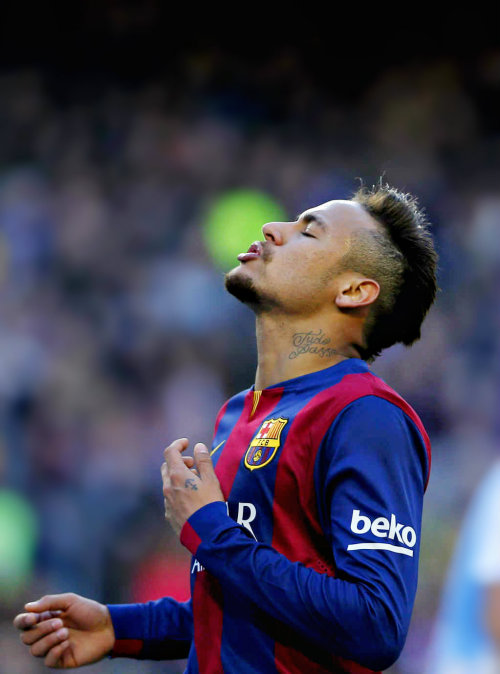 Neymar Jr. - Page 32 Tumblr_nk4uioozSC1tjqzsxo1_500