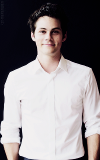 Dylan O'Brien  Tumblr_nl7laaH6HW1s2y5bao6_250