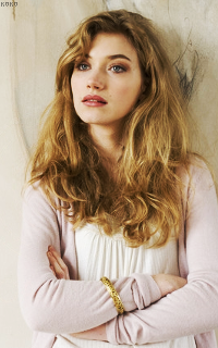 Imogen Poots Tumblr_ndby6wQ4j51ttb2x5o6_250