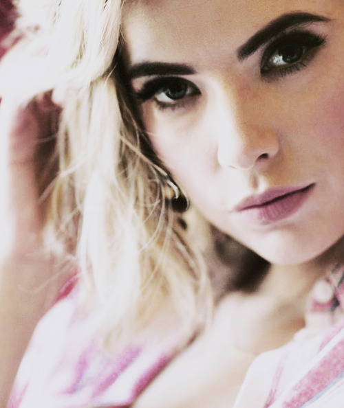 ;ashley benson.♡ - Página 4 Tumblr_nr54kg9ZAg1qi33lwo1_500