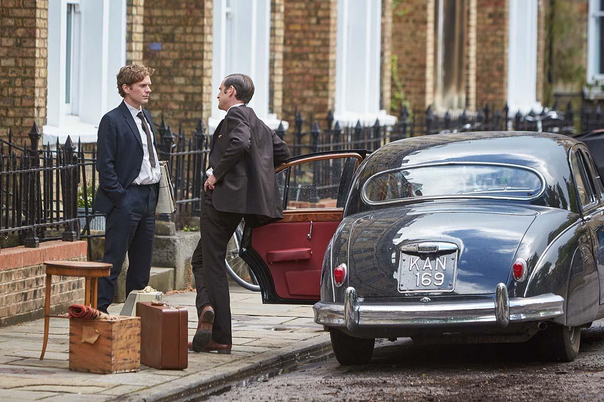 Endeavour saison 3 Tumblr_nowh489rdb1sl0et4o7_1280