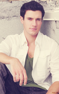 Drew Roy Tumblr_mq1j7vdJgk1spby95o7_250