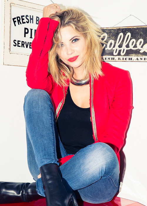 ;ashley benson.♡ - Página 12 Tumblr_new1m1XhVS1qifdj0o1_500