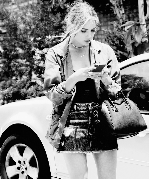 ;ashley benson.♡ - Página 17 Tumblr_nqh3nkpEyy1sitr97o1_500