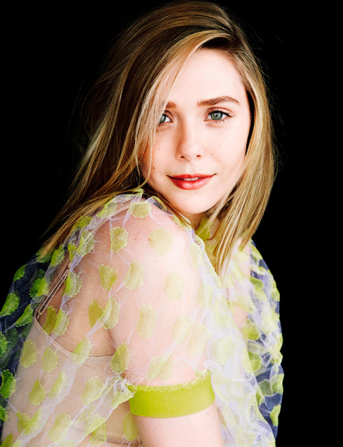 ;lizzie olsen♡ - Página 2 Tumblr_nstxajiyNK1tlgqkgo1_500