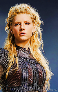 Katheryn Winnick Tumblr_nel078peL81trd3zko4_250