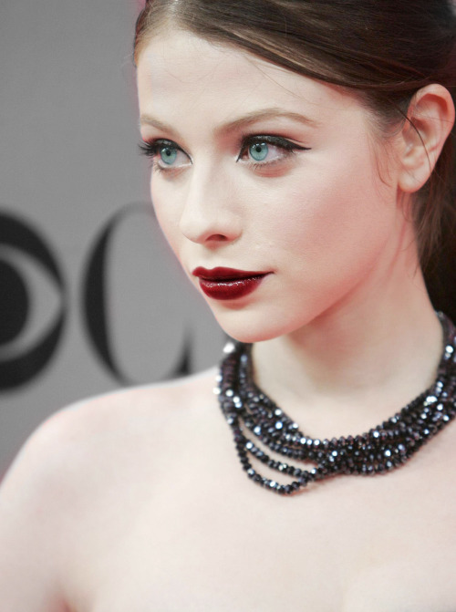 ;michelle trachtenberg.♡ - Página 3 Tumblr_m9cfgnJfno1rytzsvo1_500