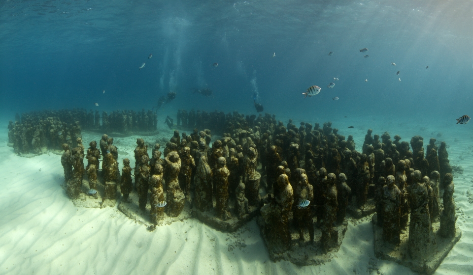 Las esculturas submarinas de Jason deCaires Silent_evolution_054_jason-decaires-taylor_sculpture