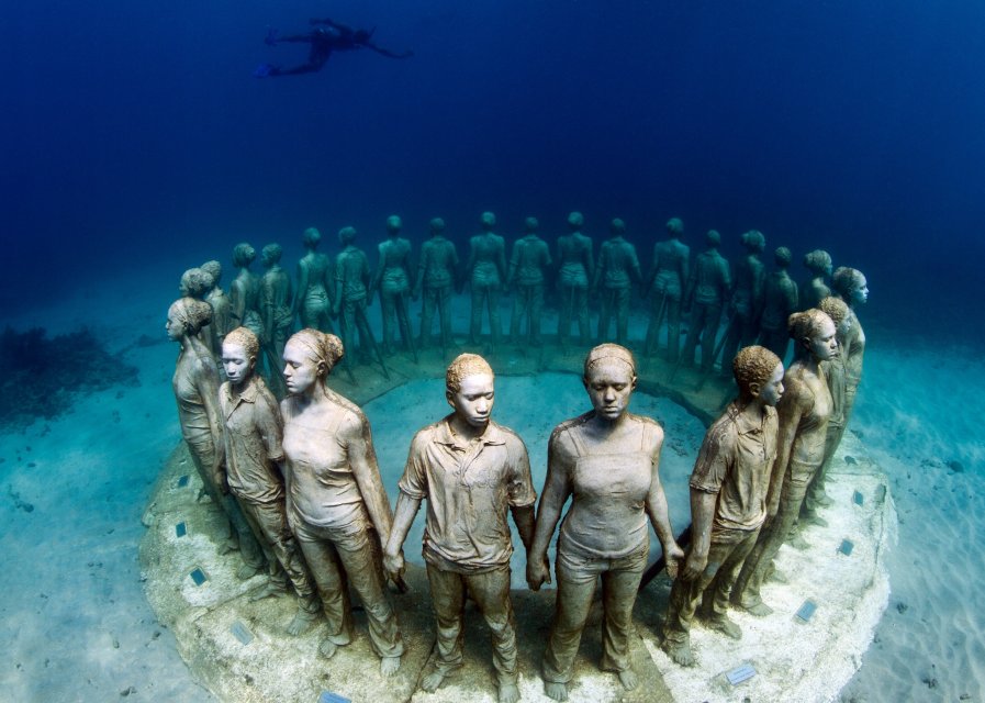 Las esculturas submarinas de Jason deCaires Vicissitudes-005-jason-decaires-taylor-sculpture