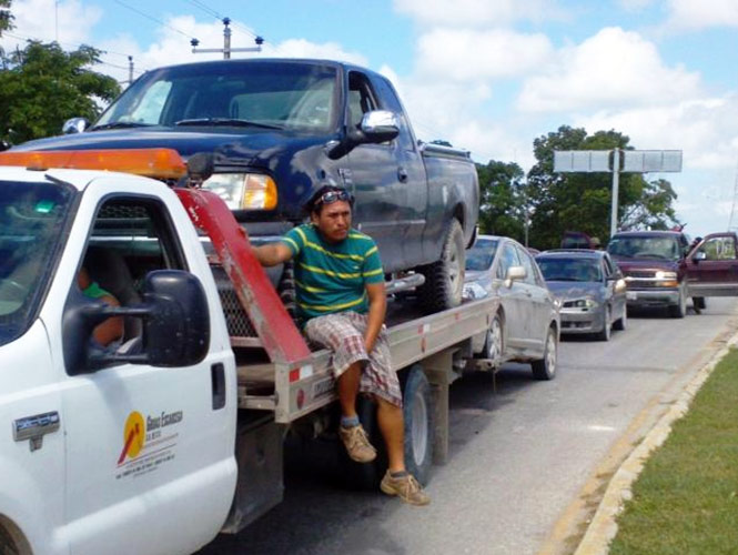 Marinos y delincuentes se enfrentan en Campeche; dos muertos Narcovehiculos-310713_gde