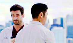 colin donnell stock Tumblr_nydhjnqxov1ukrybbo4_250