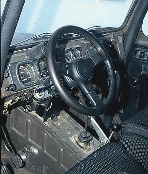 Oldtajmeri Suzuki_lj80_interior