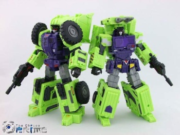 [Toyworld] Produit Tiers - Jouet TW-C Constructor aka Devastator/Dévastateur (Version vert G1 et jaune G2) - Page 5 00j1uze6