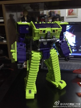 [Toyworld] Produit Tiers - Jouet TW-C Constructor aka Devastator/Dévastateur (Version vert G1 et jaune G2) - Page 3 2FP0vkUY