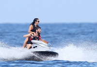 Nina Dobrev with her boyfriend Austin Stowell in Saint-Tropez (July 24) 61X27JYf