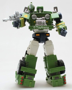 [Masterpiece Tiers] MAKETOYS MTRM-02N GUNDOG aka HOUND - Sortie Octobre 2015 - Page 3 62KEIBDC